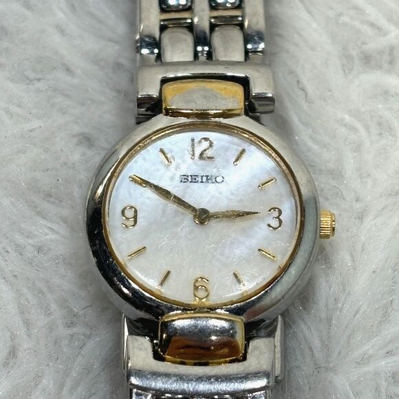 Seiko Womens Quartz Watch 1N00-0GR0 2 Tone Bracelet Band Case MOP Dial Arabic - Picture 1 of 5